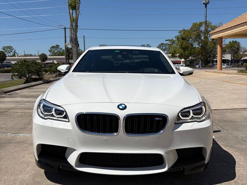 Used 2014 BMW M5 Sedan 4D image 1