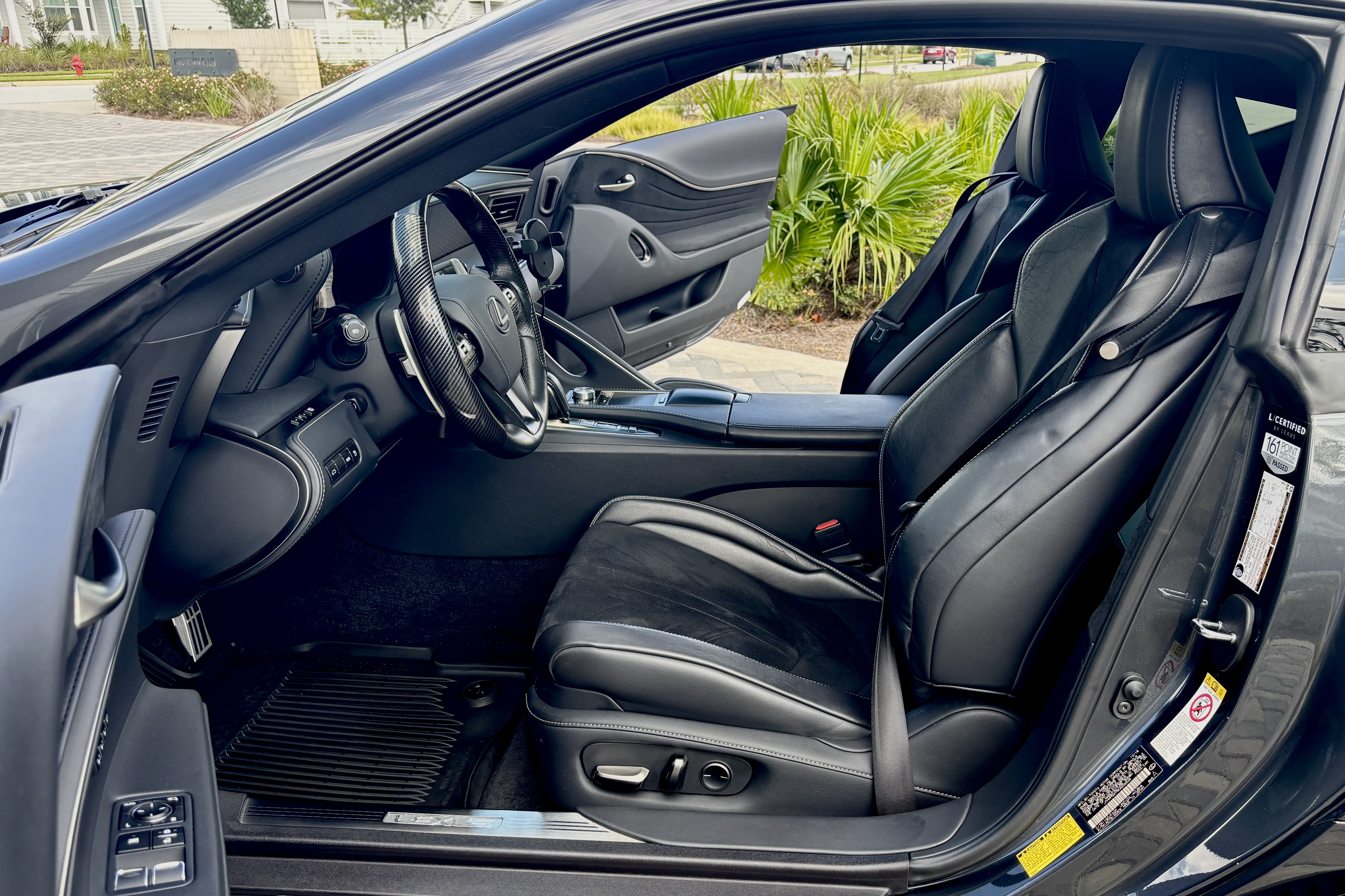 Used 2019 Lexus LC 500 Coupe w/ Sport Package RWD image 9