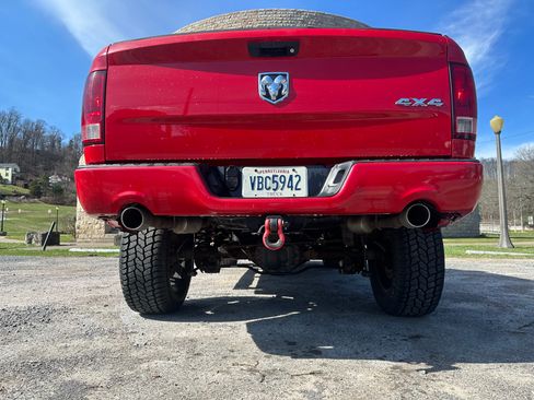 Used 2012 RAM 1500 Express w/ ST Popular Equipment Group image 9