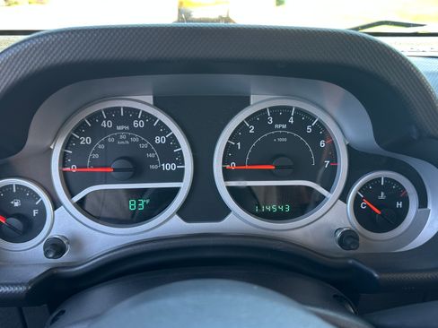 Used 2010 Jeep Wrangler Unlimited Sport AWD/4WD image 4