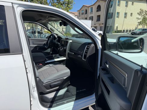 Used 2018 RAM 1500 Big Horn AWD/4WD image 16