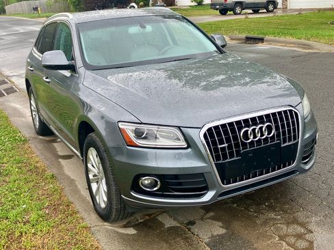 Used 2016 Audi Q5 2.0T Premium Plus w/ Technology Package image 4