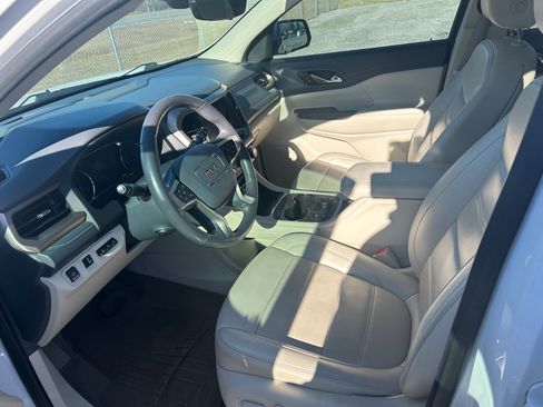 Used 2021 GMC Acadia Denali w/ Denali Technology Package image 8