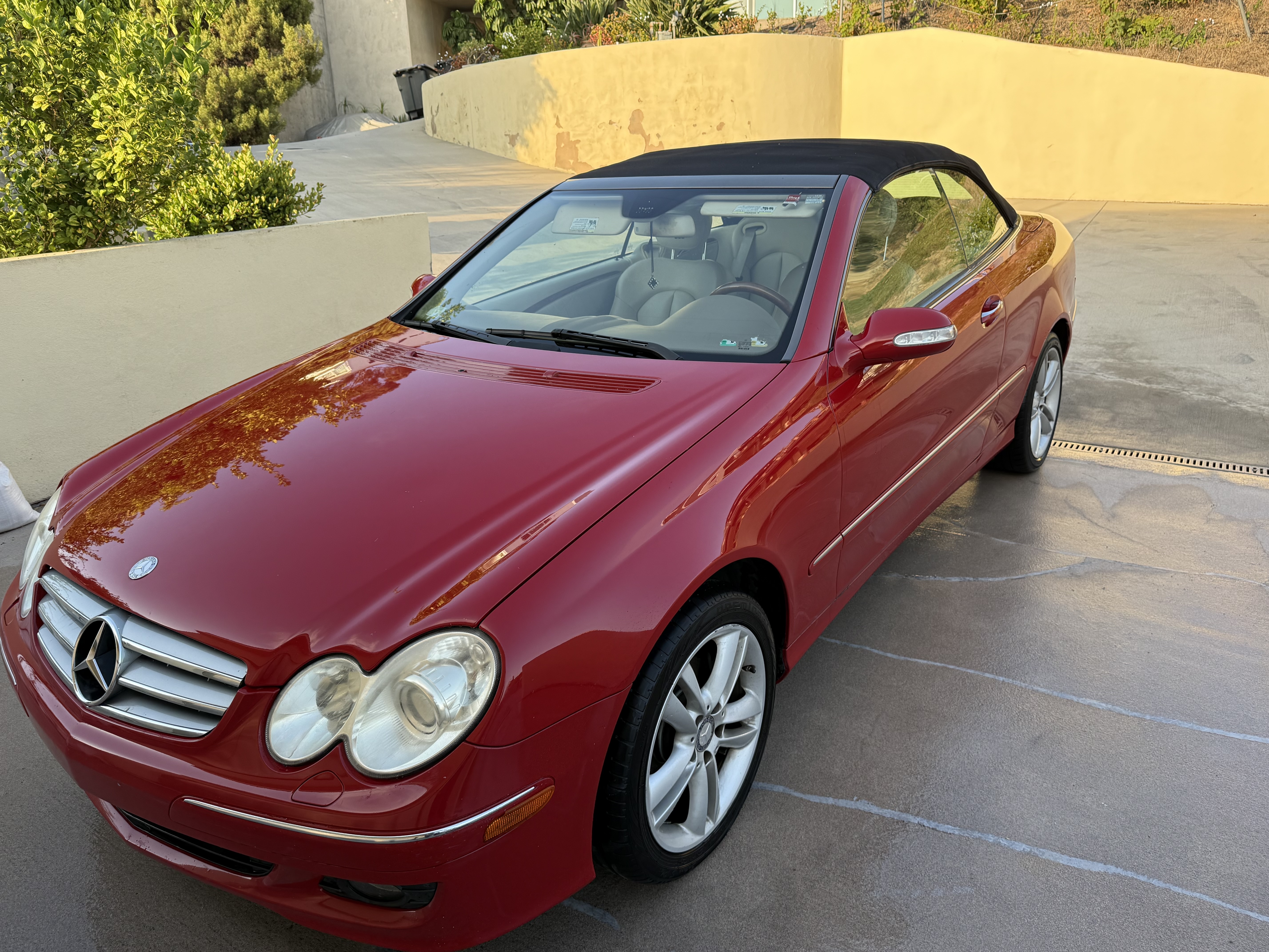 Used 2008 Mercedes-Benz CLK 350 Cabriolet image 2