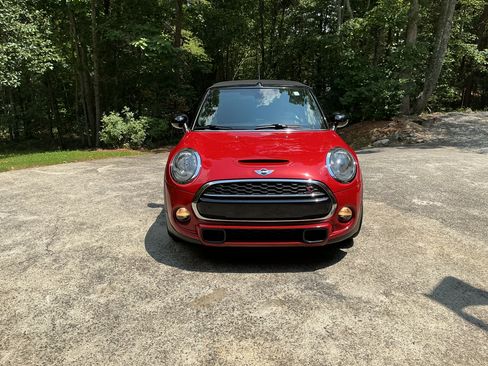 Used 2017 MINI Cooper S FWD image 5