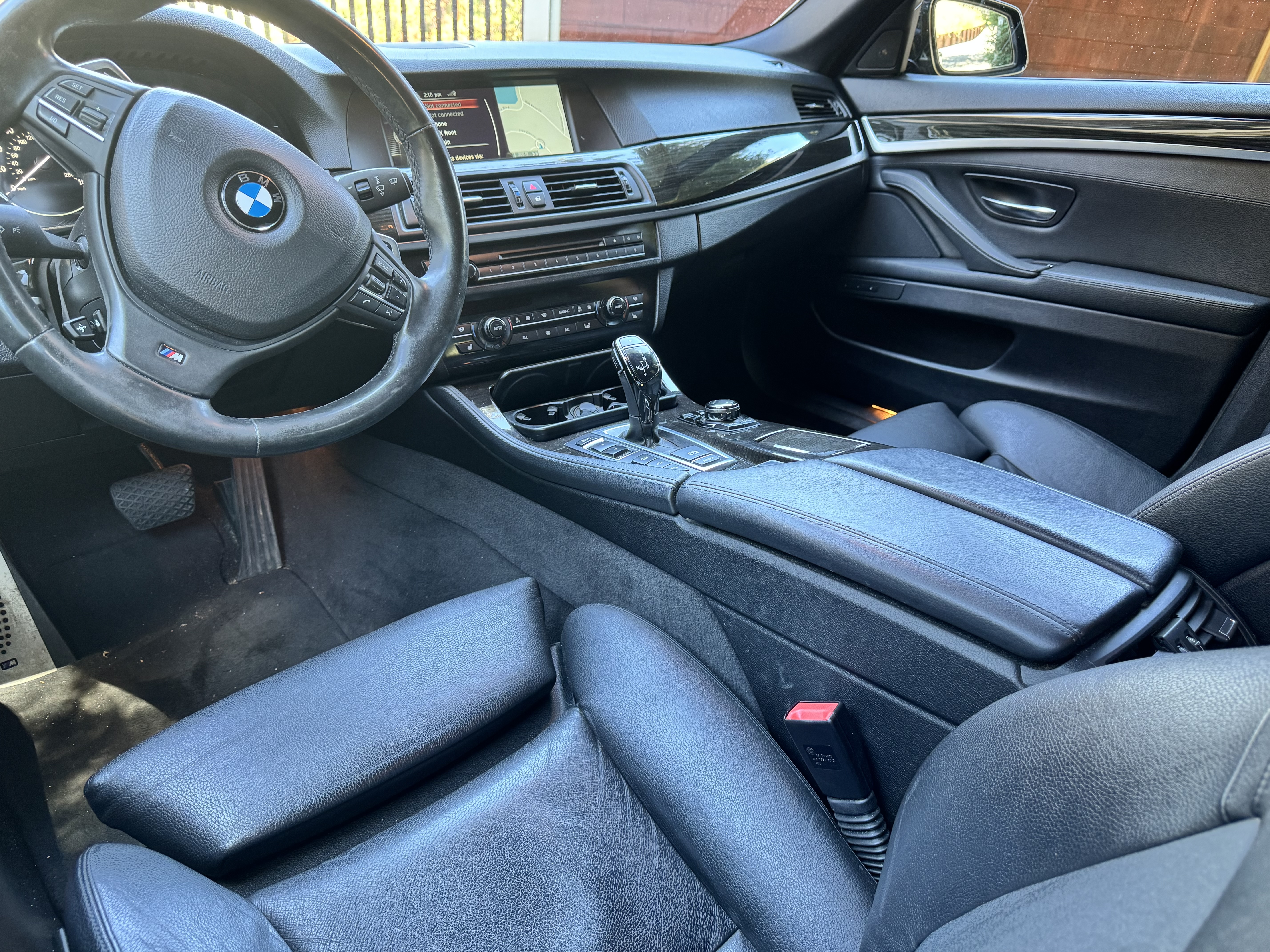 Used 2013 BMW 550i xDrive Sedan AWD/4WD image 8