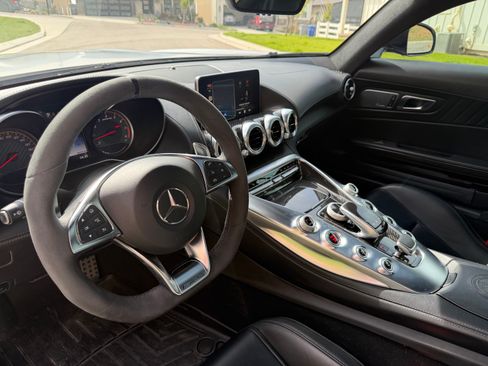 Used 2016 Mercedes-Benz AMG GT S image 9
