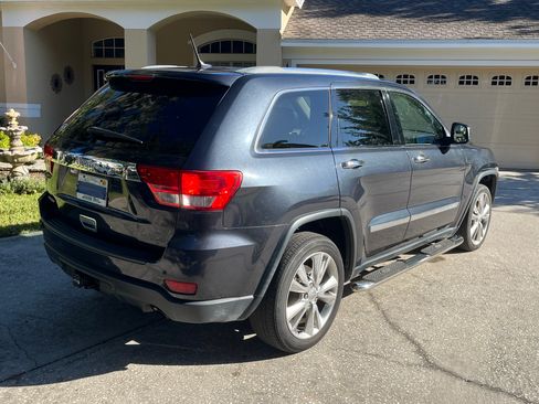 Used 2012 Jeep Grand Cherokee Laredo RWD image 4