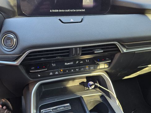 Used 2024 MAZDA CX-90 3.3 Turbo w/ Preferred Plus image 17