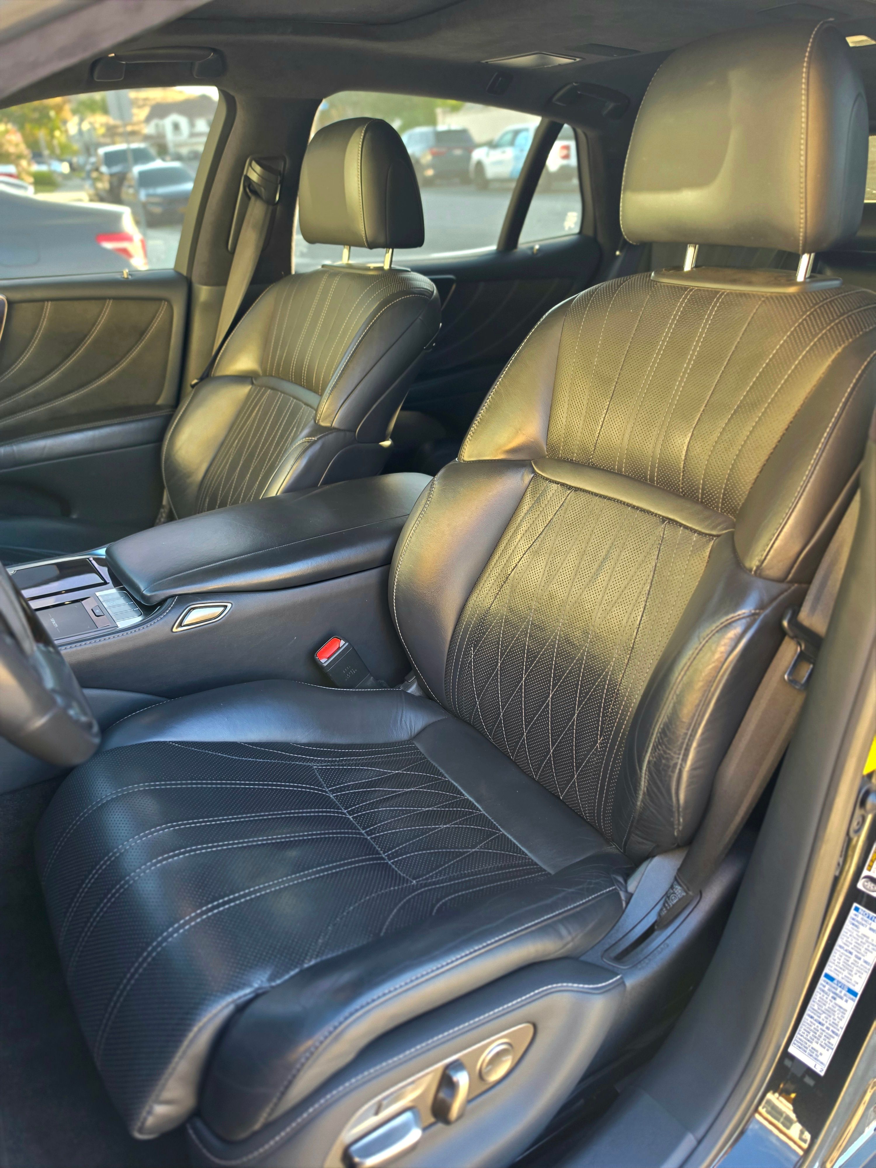 Used 2020 Lexus LS 500 AWD w/ Interior Upgrade Package image 18