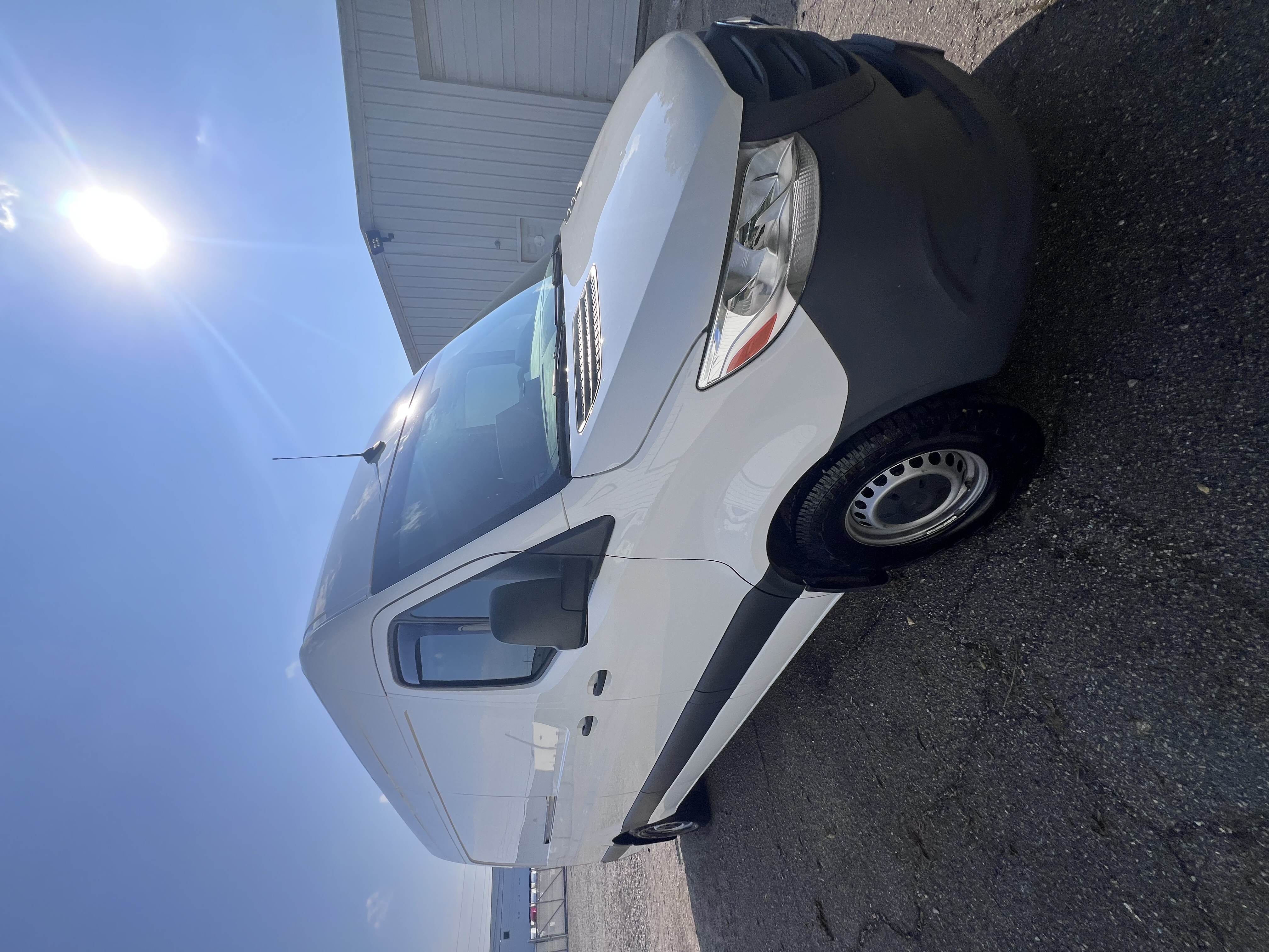 Used 2021 Mercedes-Benz Sprinter 2500 image 4