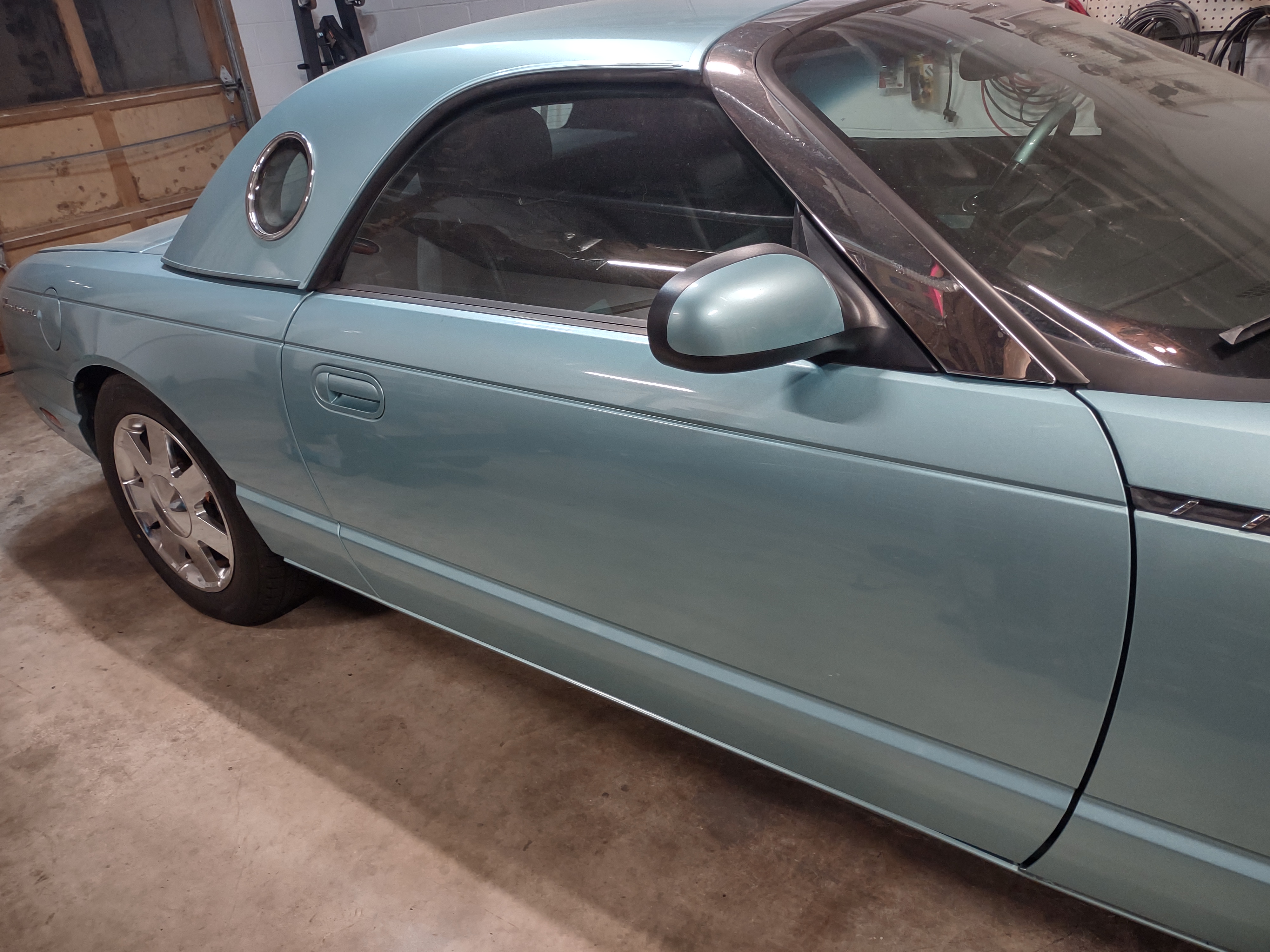 Used 2002 Ford Thunderbird RWD image 11
