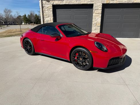 Used 2025 Porsche 911 GTS image 2