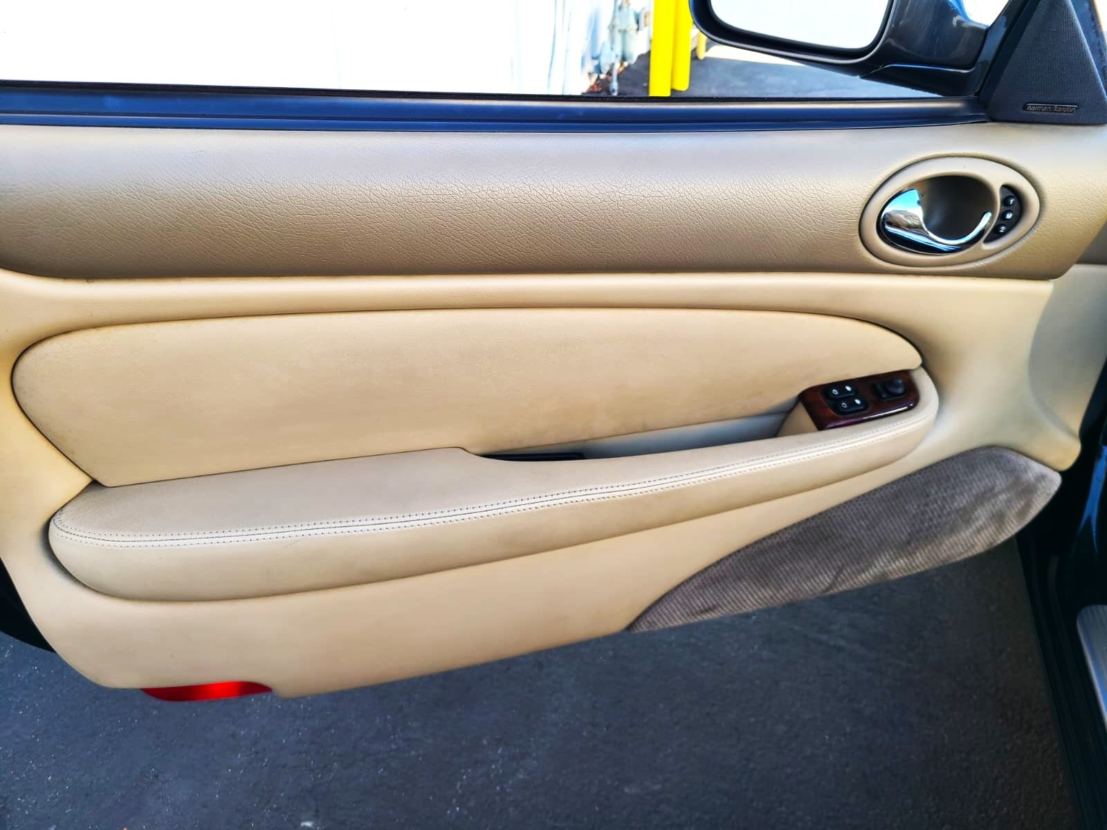 Used 1998 Jaguar XK8 Convertible RWD image 14