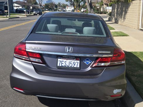 Used 2014 Honda Civic Natural Gas image 5