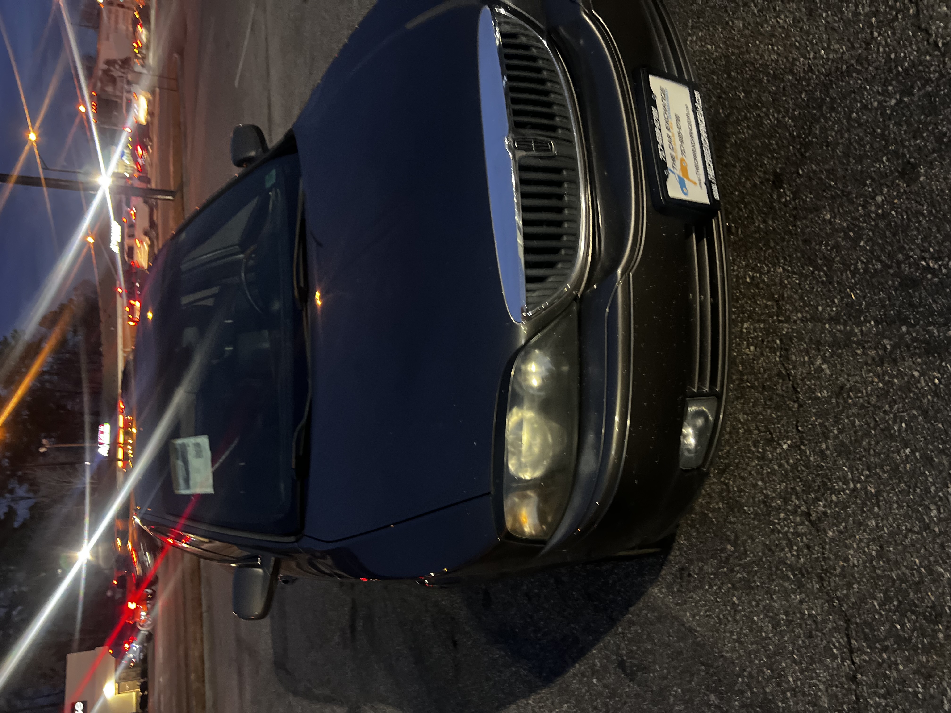 Used 2004 Lincoln LS RWD image 2