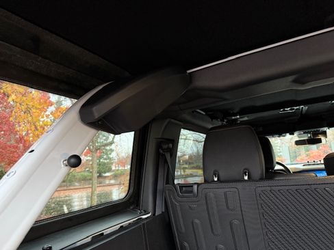 Used 2023 Ford Bronco Badlands w/ Sasquatch Package image 23