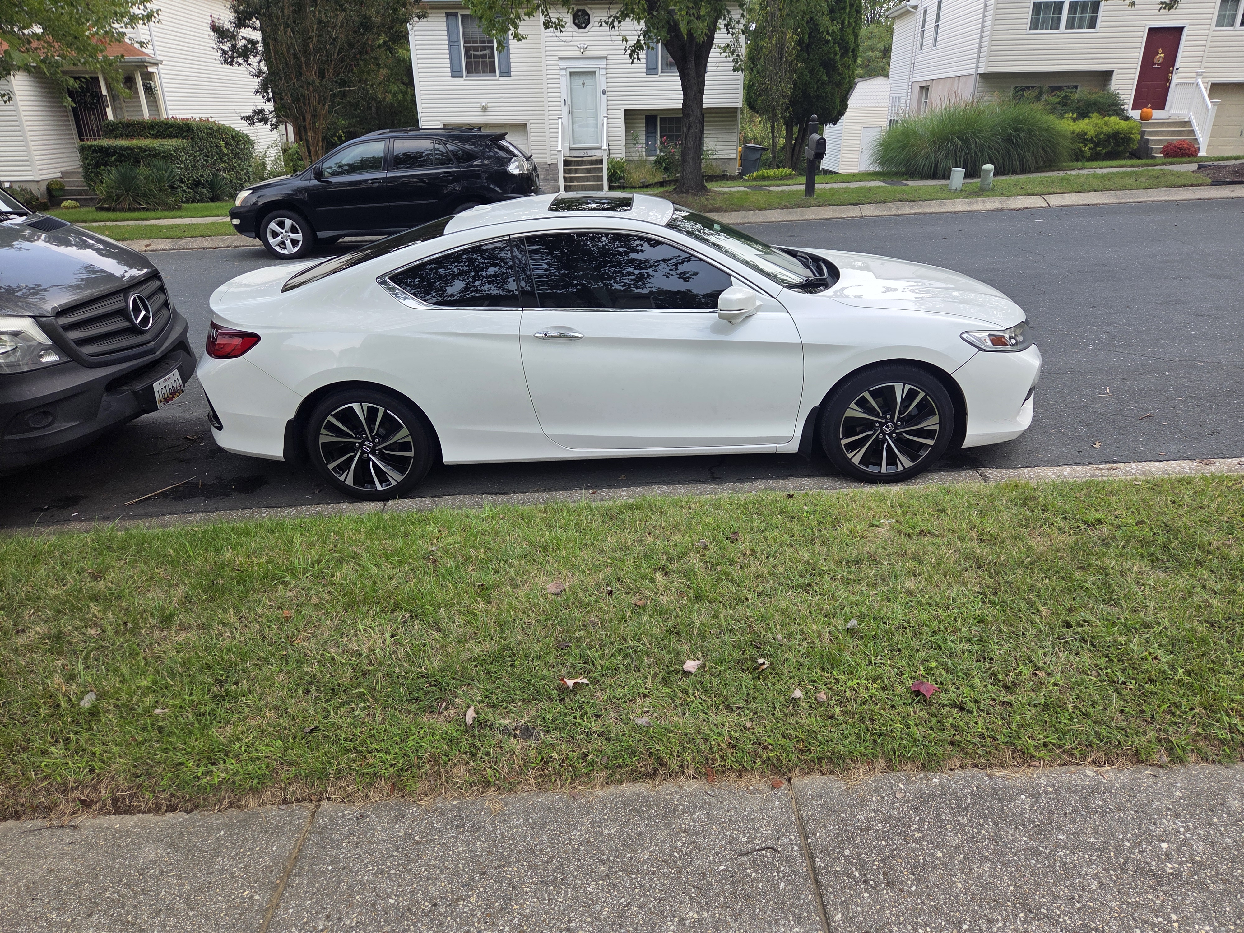 Used 2017 Honda Accord EX-L image 15