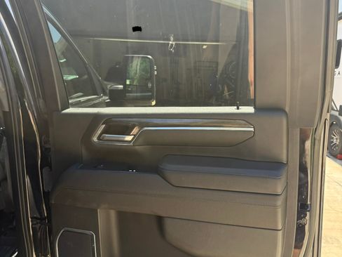 Used 2024 Chevrolet Silverado 2500 LTZ w/ LTZ Plus Package AWD/4WD image 18