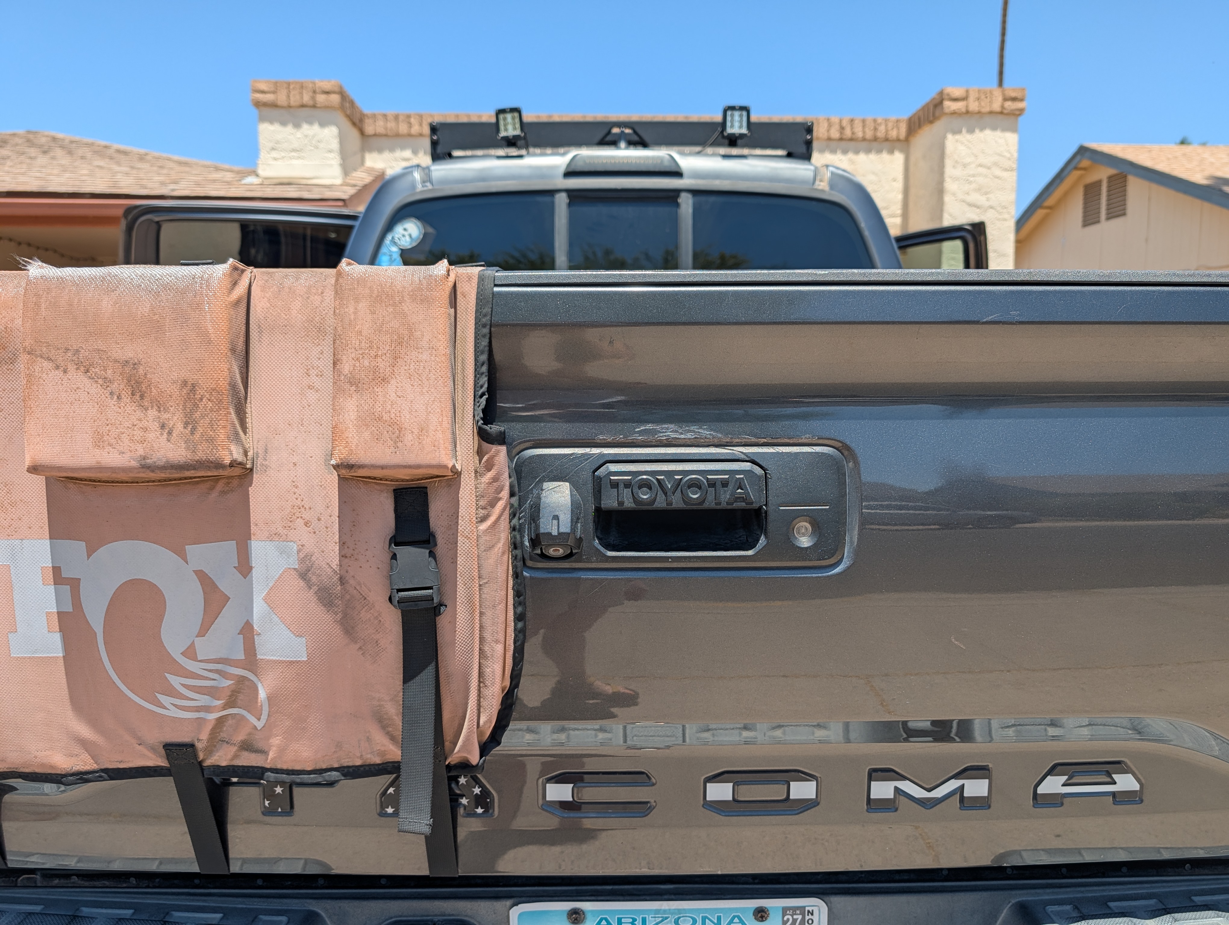 Used 2016 Toyota Tacoma SR w/ Towing Package AWD/4WD image 11