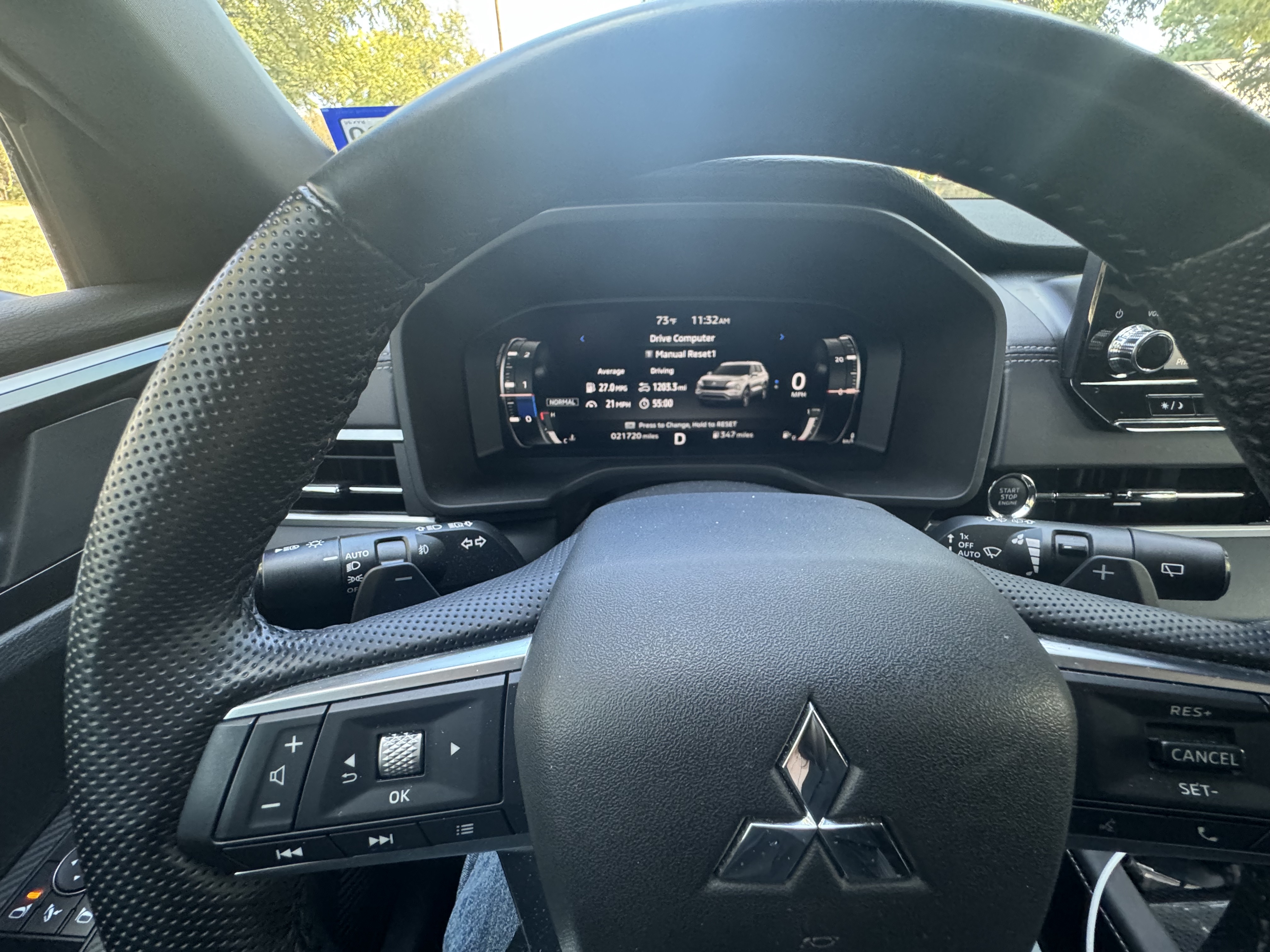 Used 2023 Mitsubishi Outlander SE Black Edition FWD image 8
