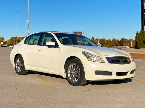 Used 2007 INFINITI G35 x Sedan w/ Premium Pkg image 4
