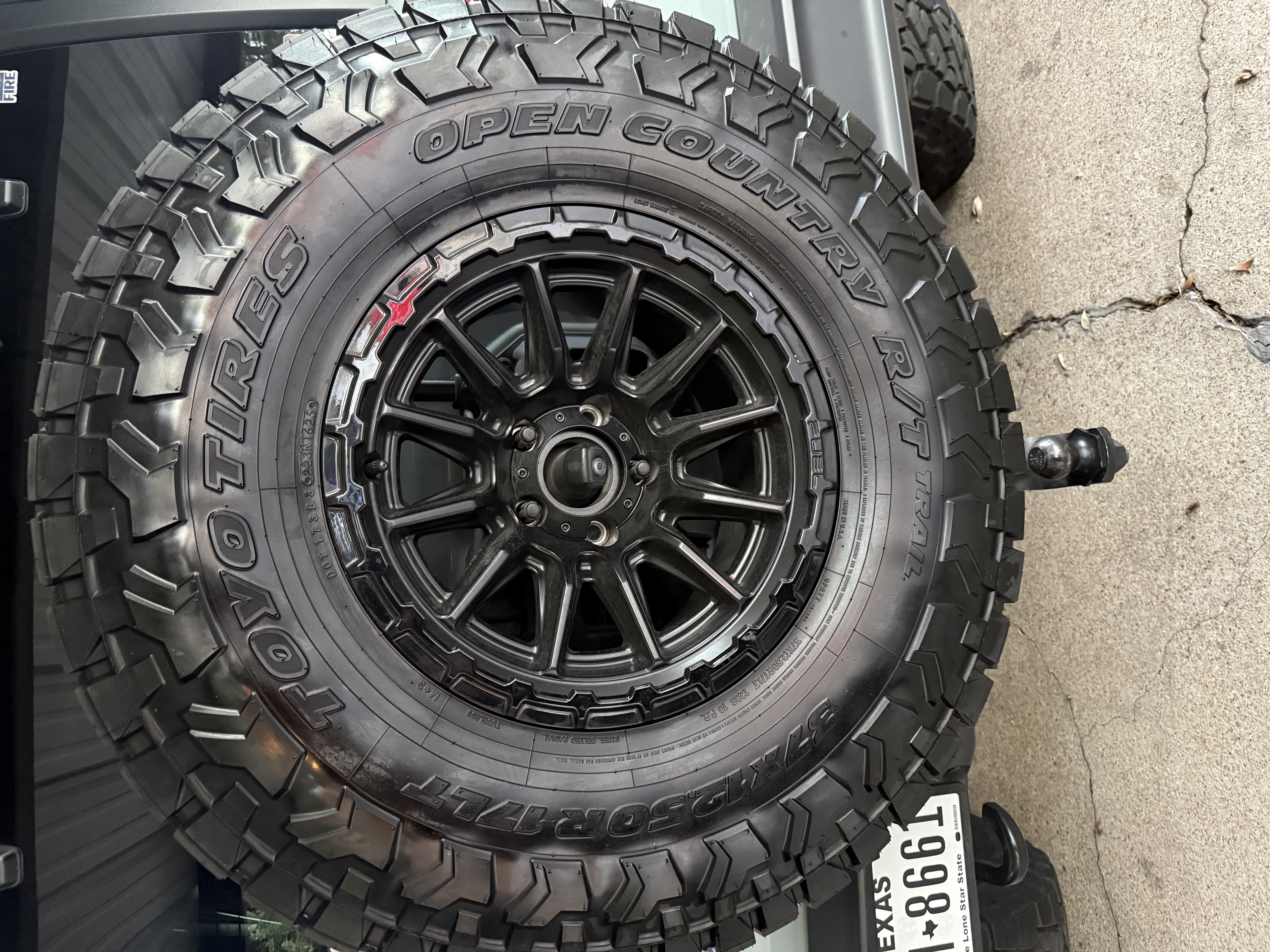 Used 2024 Jeep Wrangler Unlimited Sport AWD/4WD image 23