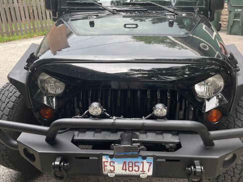 Used 2012 Jeep Wrangler Sport AWD/4WD image 12
