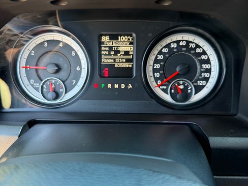 Used 2014 RAM 1500 Express AWD/4WD image 14