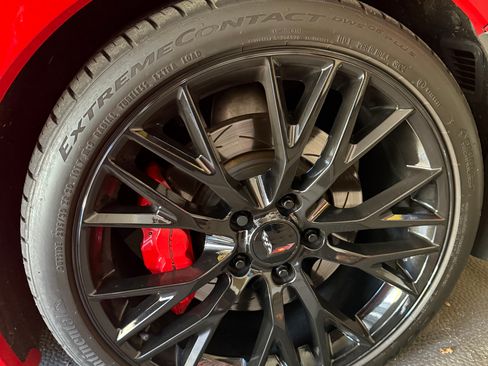 Used 2014 Chevrolet Corvette Stingray Convertible w/ 3LT Preferred Equipment Group image 18