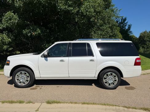 Used 2014 Ford Expedition EL Limited w/ Equipment Group 301A AWD/4WD image 6