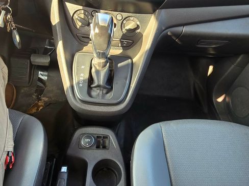 Used 2018 Ford Transit Connect XL image 21