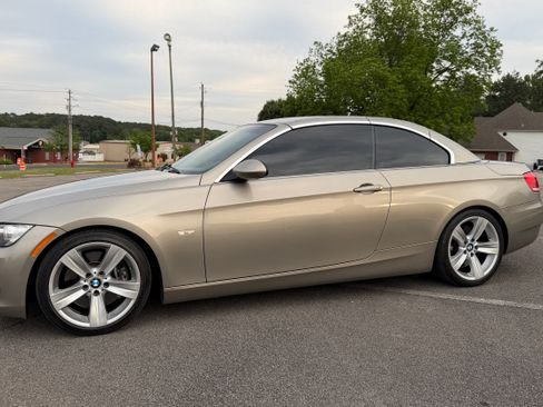 Used 2007 BMW 335i Convertible RWD image 4