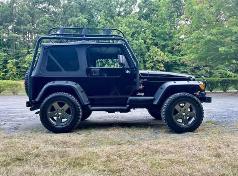 Used 2001 Jeep Wrangler Sahara AWD/4WD image 20