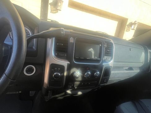 Used 2017 RAM 2500 SLT image 11