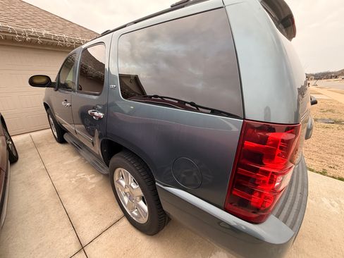 Used 2009 Chevrolet Tahoe LTZ image 6