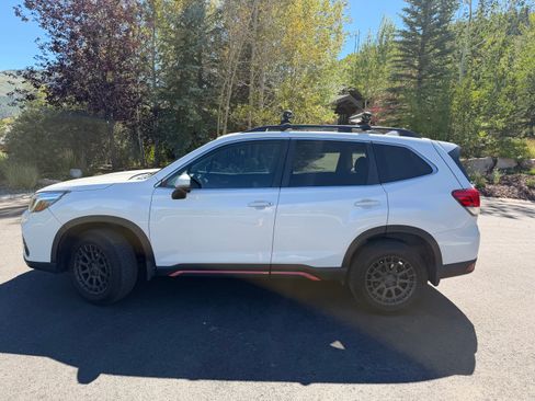 Used 2019 Subaru Forester Limited w/ Popular Package #3 AWD/4WD image 4