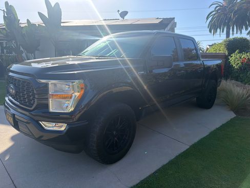 Used 2021 Ford F150 XL RWD image 2