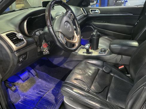 Used 2014 Jeep Grand Cherokee Summit image 4