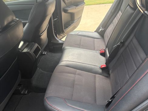 Used 2017 Toyota Camry SE FWD image 17