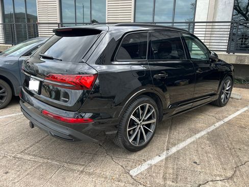 Used 2022 Audi Q7 3.0T Prestige w/ Prestige Package image 4
