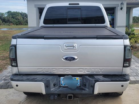 Used 2014 Ford F350 Platinum image 14