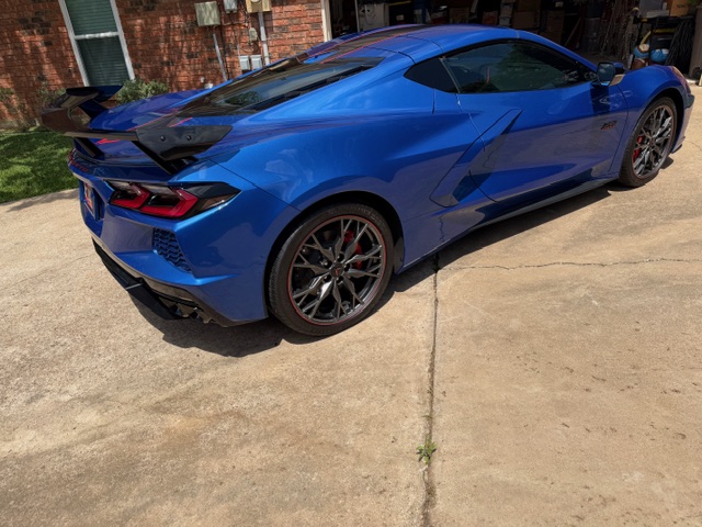 Used 2023 Chevrolet Corvette Stingray Preferred Cpe w/ Stealth Interior Trim Package RWD image 8