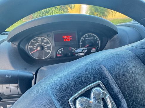 Used 2015 RAM ProMaster 2500 w/ Interior Convenience Group image 8