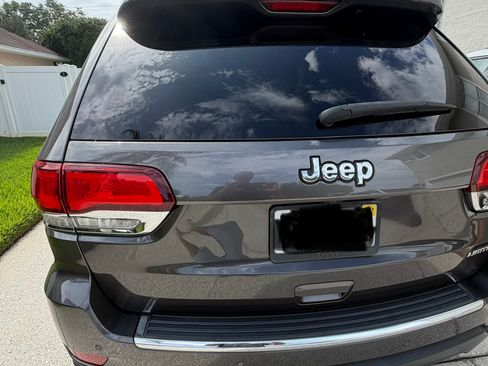 Used 2020 Jeep Grand Cherokee Limited w/ Luxury Group II RWD image 14
