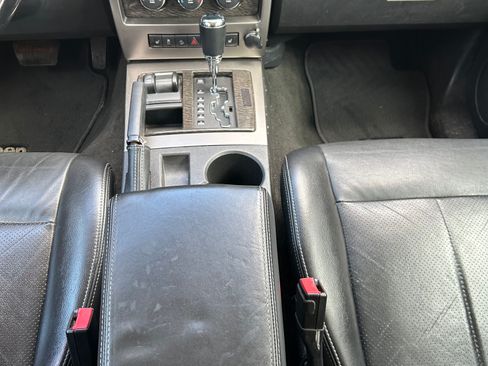 Used 2012 Jeep Liberty Limited image 18