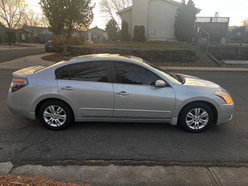 Used 2012 Nissan Altima 2.5 SL w/ 2.5SL Pkg image 5