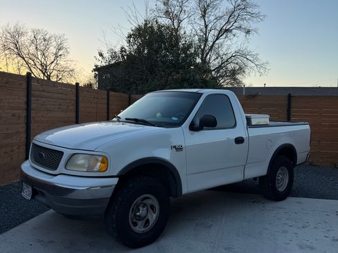 Used 2003 Ford F150 XL image 5