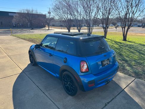 Used 2011 MINI Cooper S image 4