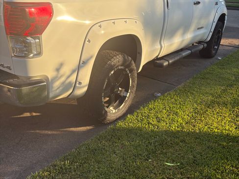 Used 2012 Toyota Tundra Limited image 6